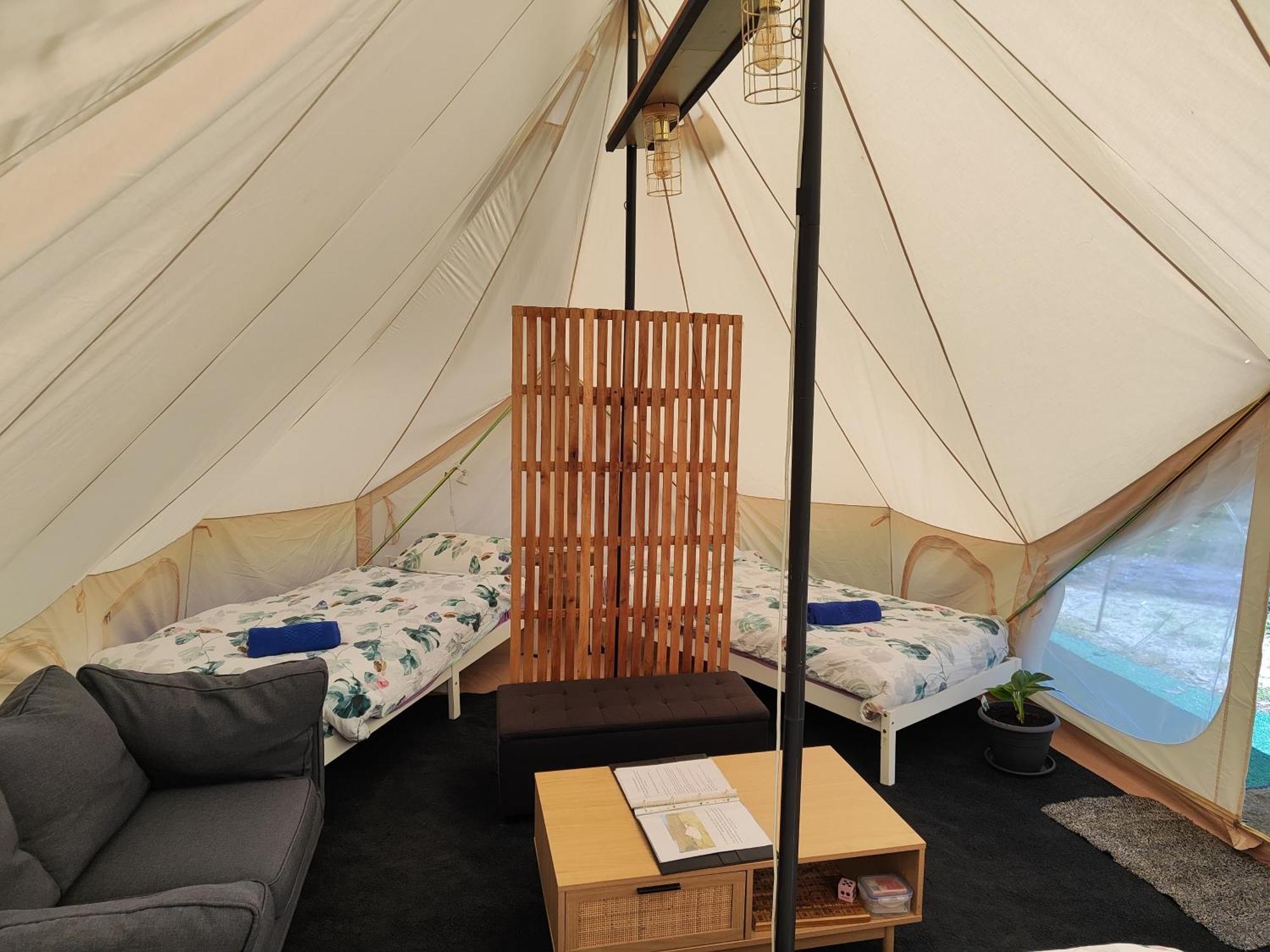 Glamping At Zeehan Bush Camp Eksteriør bilde